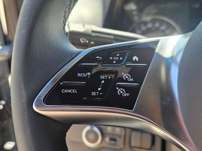 2026 Mercedes-Benz Sprinter Crew 2500 Standard Roof I4 Diesel 144 RWD
