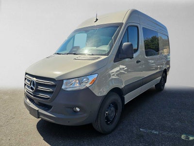 2026 Mercedes-Benz Sprinter Crew 2500 Standard Roof I4 Diesel 144 RWD