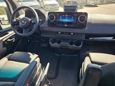 2026 Mercedes-Benz Sprinter 2500 Standard Roof I4 Diesel 144 RWD