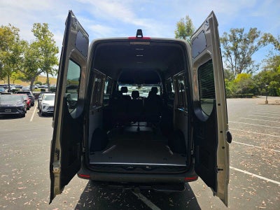 2026 Mercedes-Benz Sprinter Crew 2500 Standard Roof I4 Diesel HO 144 RWD