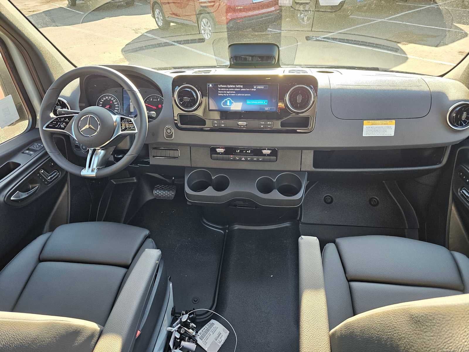 2026 Mercedes-Benz Sprinter Crew 2500 Standard Roof I4 Diesel HO 144 RWD