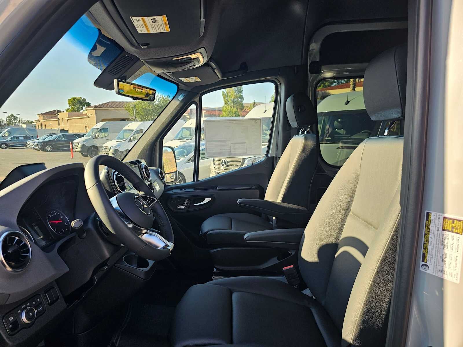 2026 Mercedes-Benz Sprinter Crew 2500 Standard Roof I4 Diesel HO 144 RWD