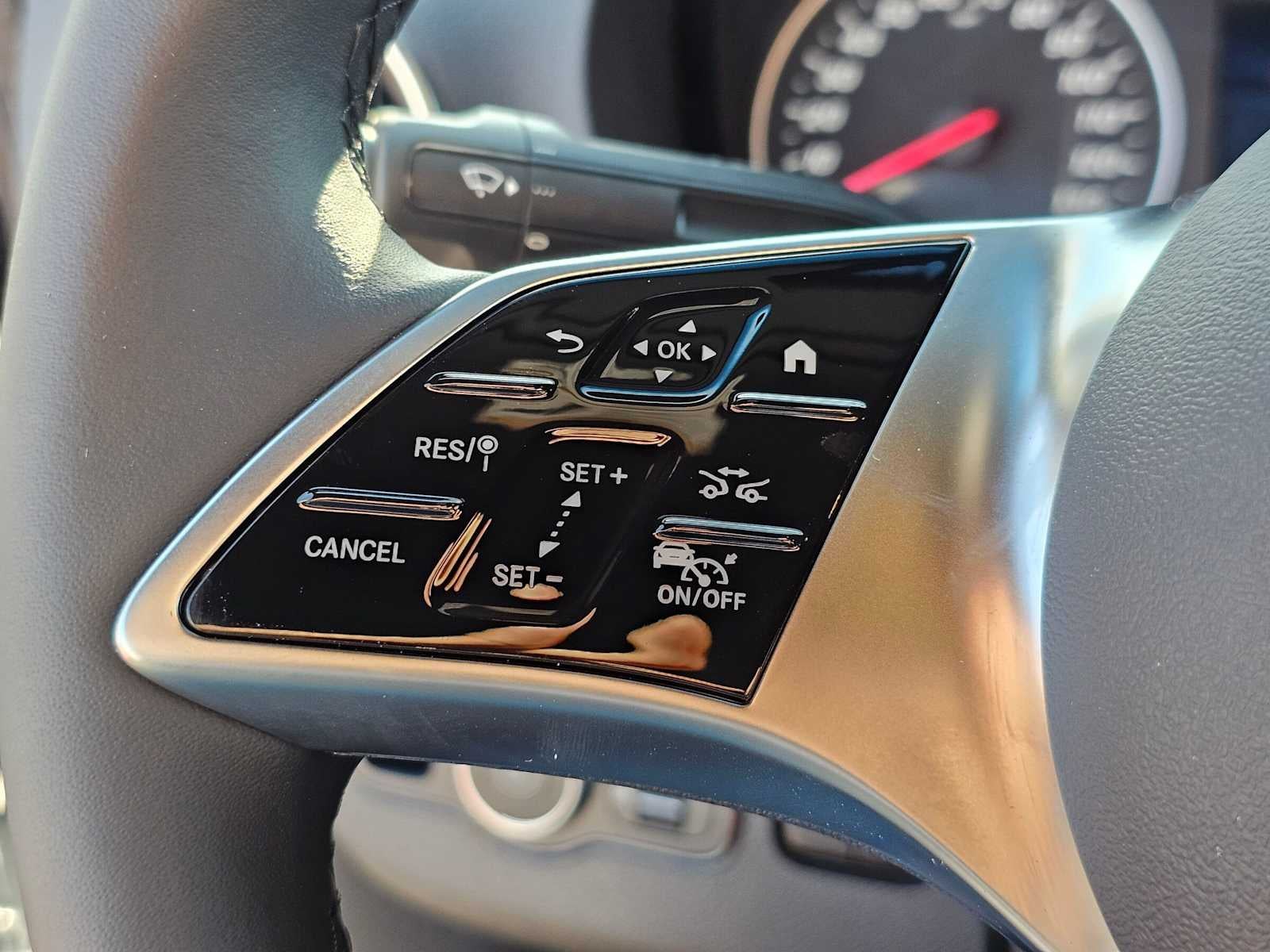 2026 Mercedes-Benz Sprinter Crew 2500 Standard Roof I4 Diesel HO 144 RWD