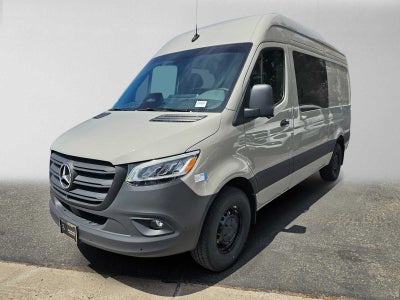 2026 Mercedes-Benz Sprinter Crew 2500 Standard Roof I4 Diesel HO 144 RWD