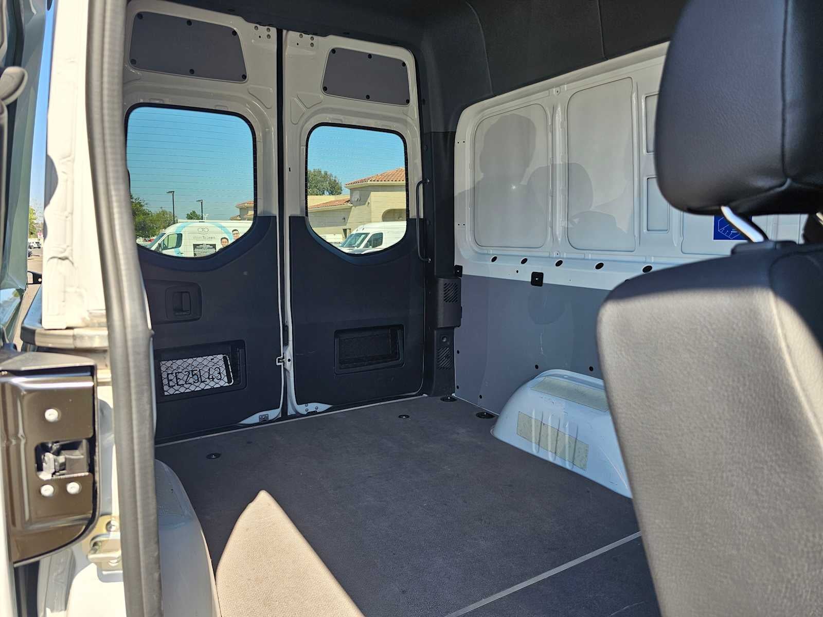 2025 Mercedes-Benz Sprinter 2500 Standard Roof I4 Diesel HO 144 RWD