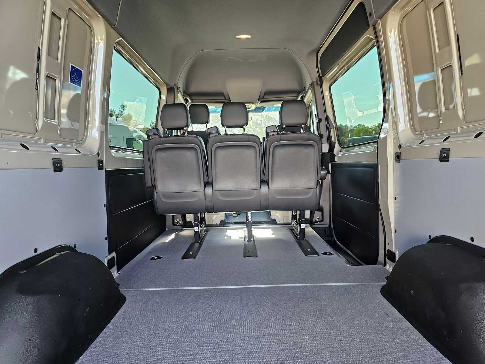 2026 Mercedes-Benz Sprinter 2500 Standard Roof I4 Diesel HO 144" RWD