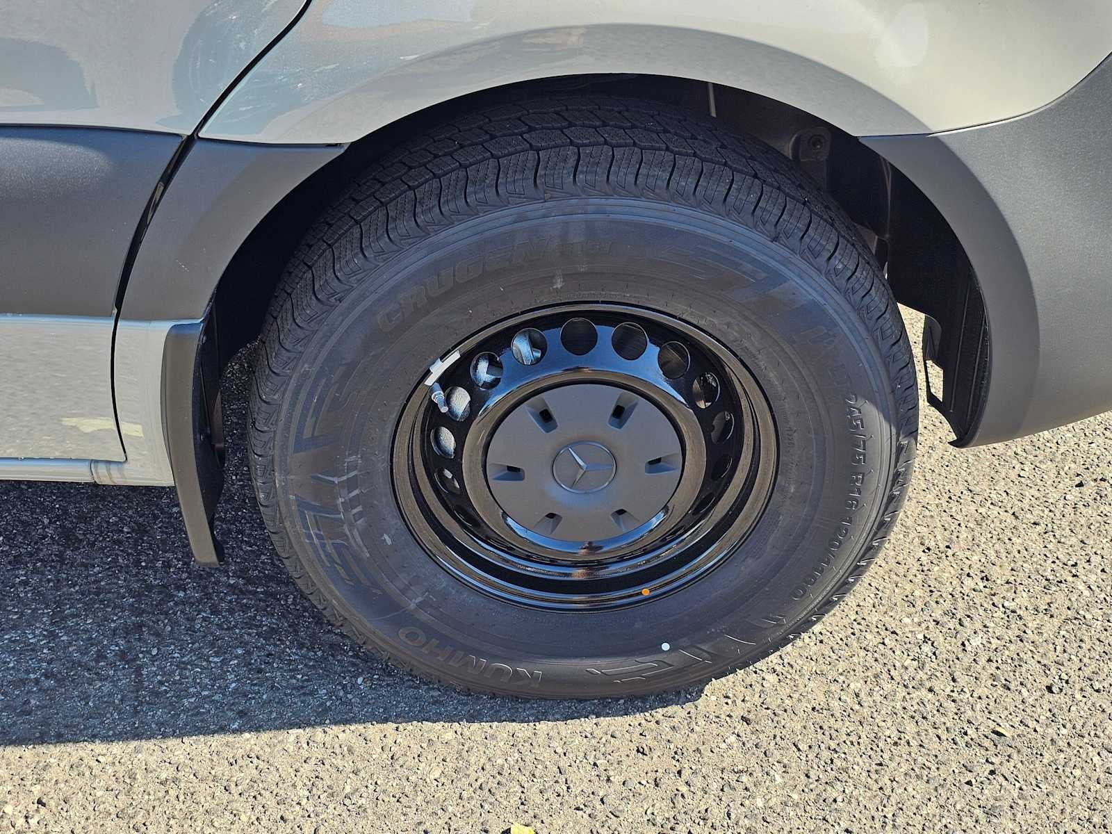 2026 Mercedes-Benz Sprinter 2500 Standard Roof I4 Diesel HO 144" RWD