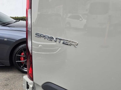 2026 Mercedes-Benz Sprinter Crew 2500 Standard Roof I4 Diesel HO 144 RWD