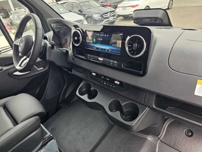 2026 Mercedes-Benz Sprinter 2500 Standard Roof I4 Diesel HO 144 RWD