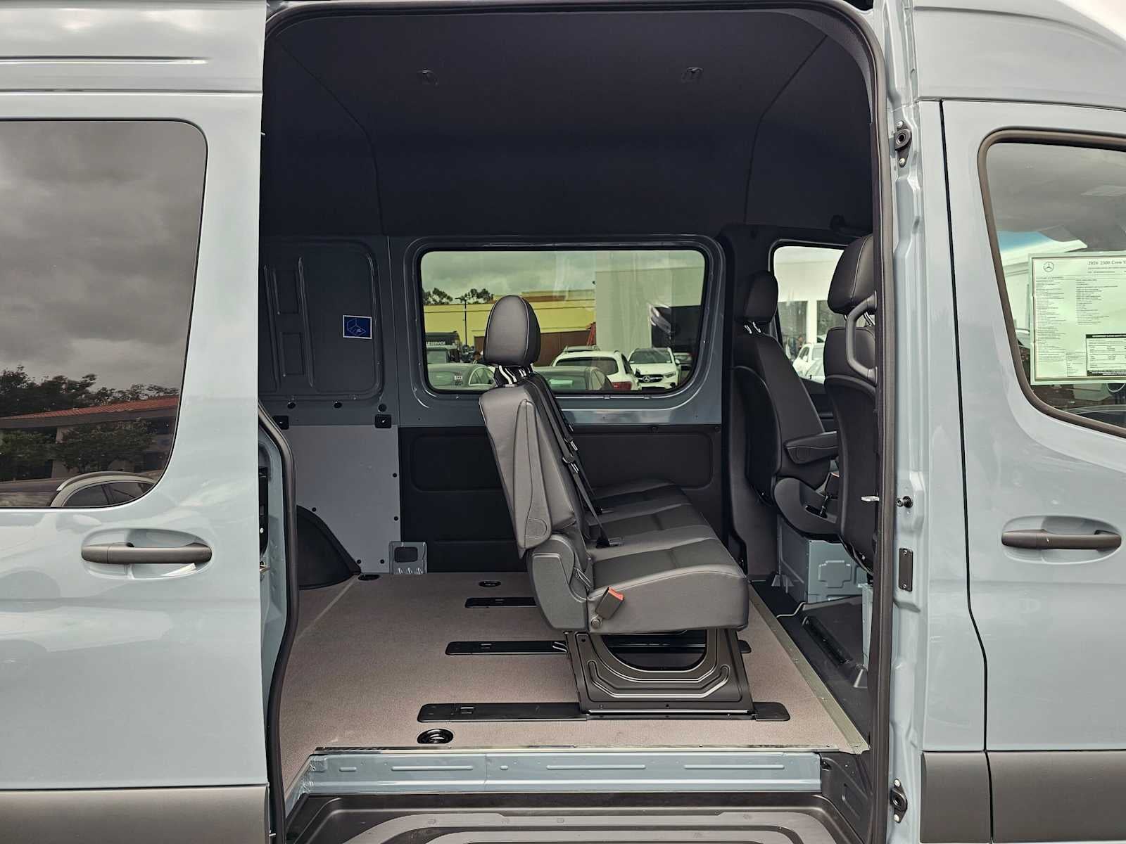 2026 Mercedes-Benz Sprinter 2500 Standard Roof I4 Diesel HO 144 RWD