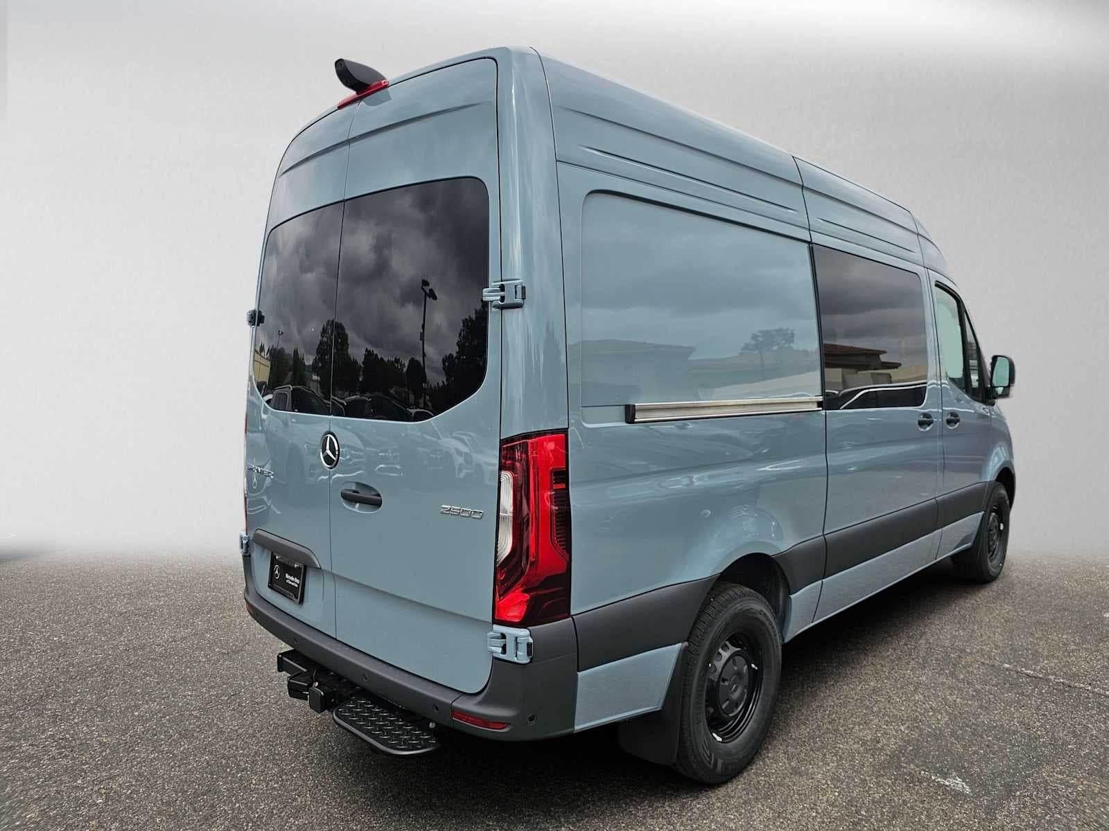 2026 Mercedes-Benz Sprinter 2500 Standard Roof I4 Diesel HO 144 RWD