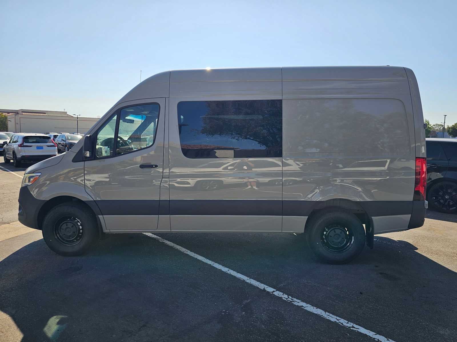 2026 Mercedes-Benz Sprinter 2500 Standard Roof I4 Diesel HO 144 RWD