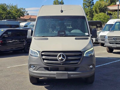 2026 Mercedes-Benz Sprinter 2500 Standard Roof I4 Diesel HO 144 RWD