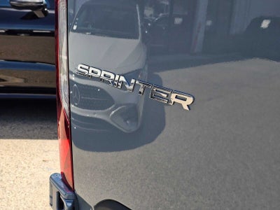 2026 Mercedes-Benz Sprinter Crew 2500 Standard Roof I4 Diesel HO 144 RWD