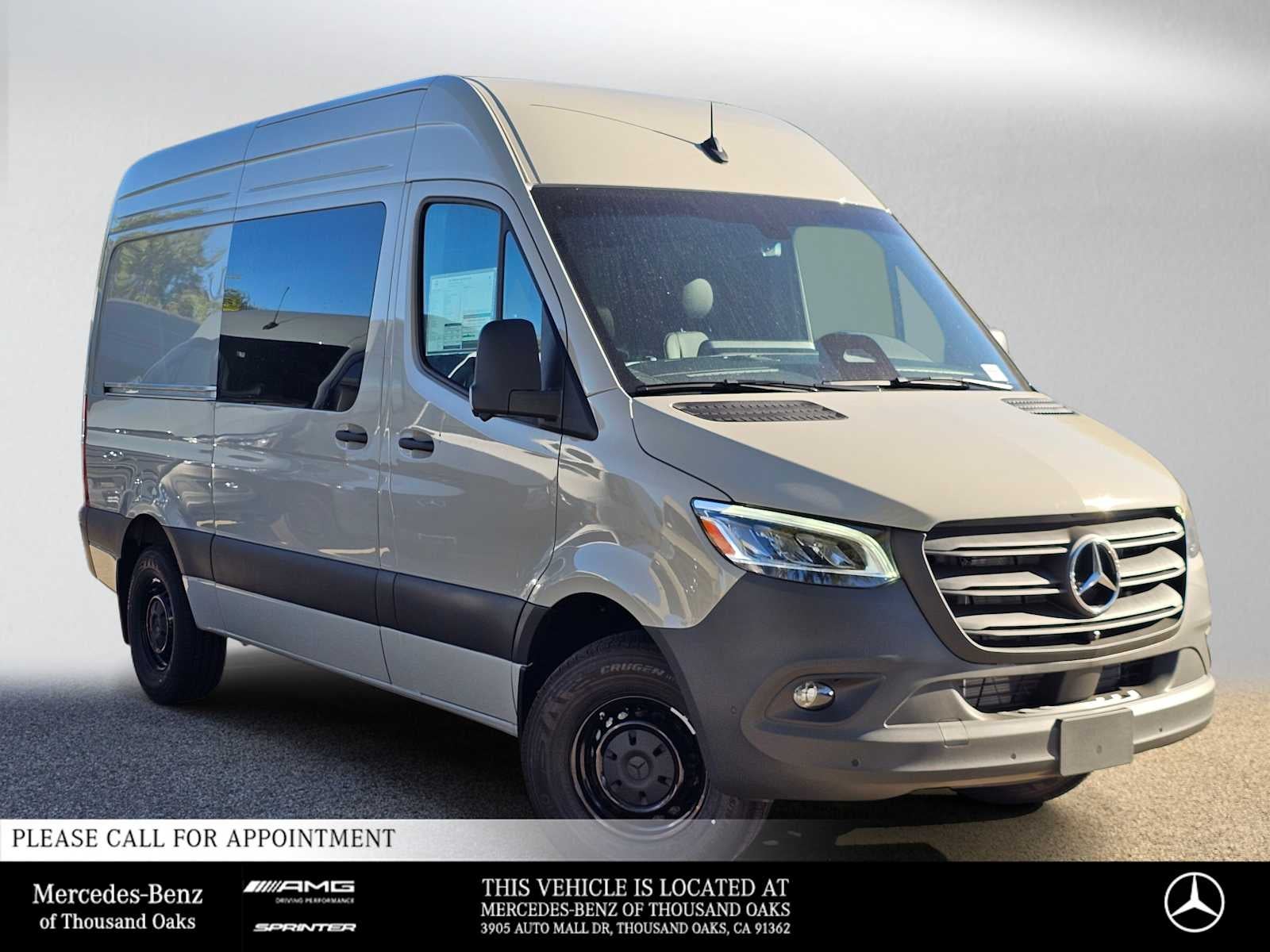 2026 Mercedes-Benz Sprinter Crew 2500 Standard Roof I4 Diesel HO 144 RWD