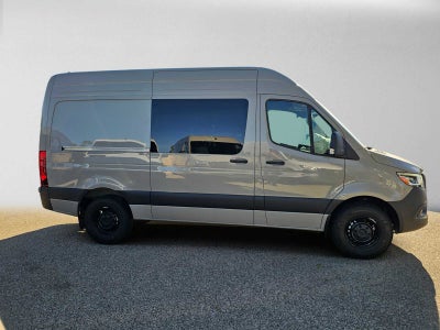 2026 Mercedes-Benz Sprinter Crew 2500 Standard Roof I4 Diesel HO 144 RWD