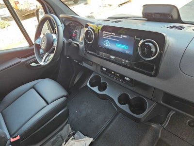 2026 Mercedes-Benz Sprinter 2500 Standard Roof I4 Diesel HO 144 RWD