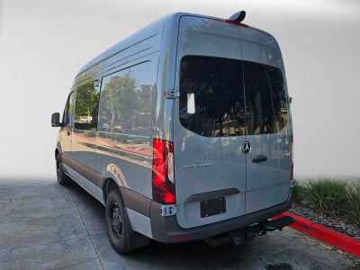 2026 Mercedes-Benz Sprinter 2500 Standard Roof I4 Diesel HO 144 RWD