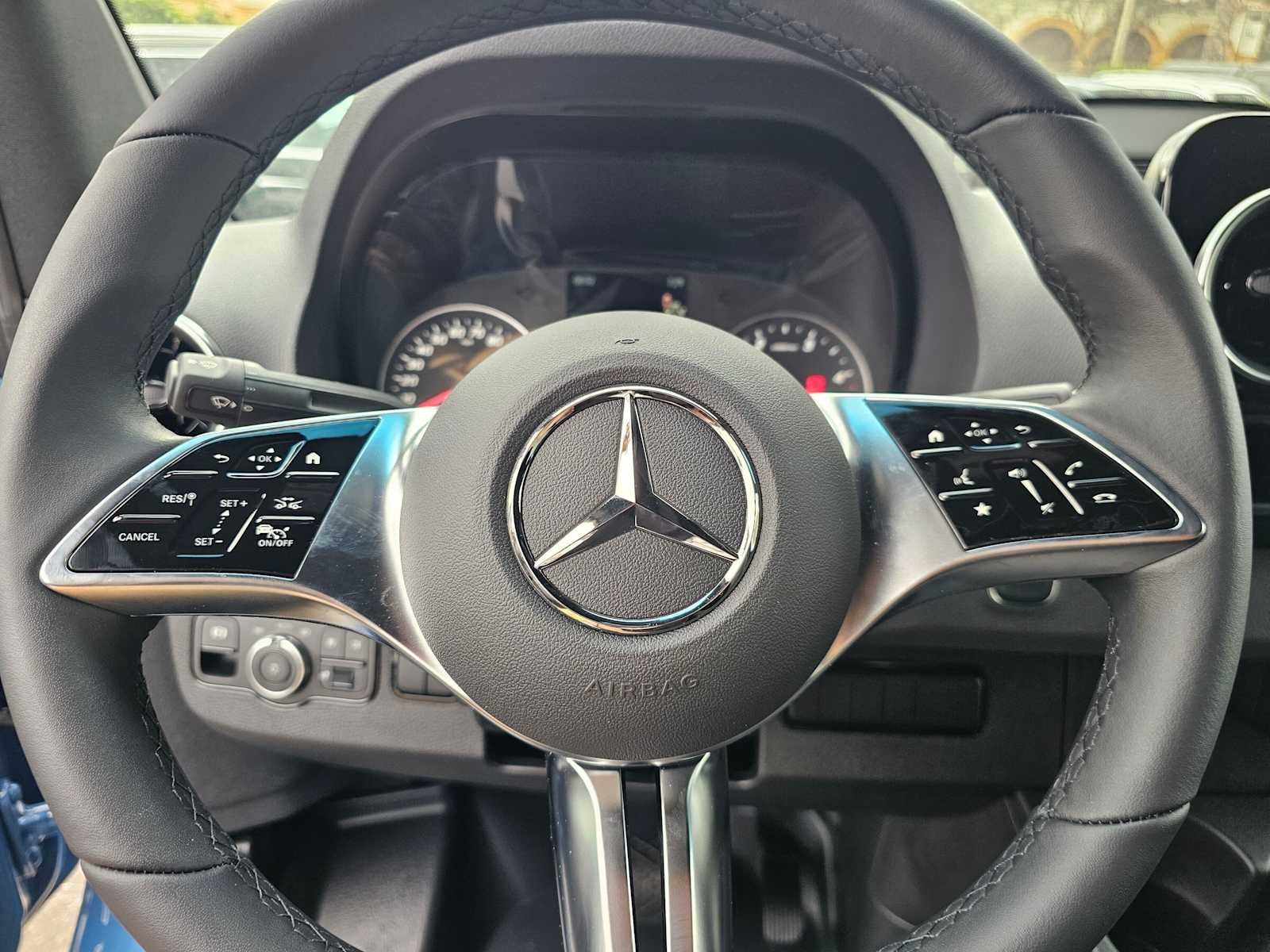 2026 Mercedes-Benz Sprinter 2500 Standard Roof I4 Diesel HO 144 RWD