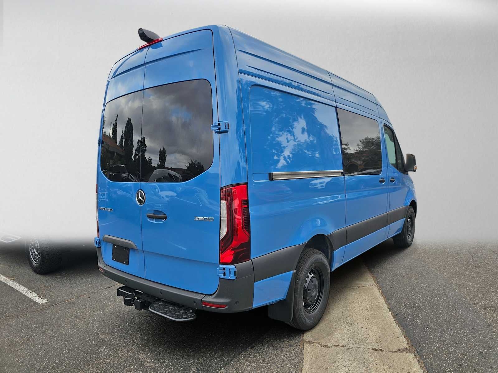 2026 Mercedes-Benz Sprinter 2500 Standard Roof I4 Diesel HO 144 RWD