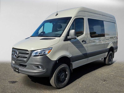 2026 Mercedes-Benz Sprinter Crew 2500 Standard Roof I4 Diesel HO 144 AWD