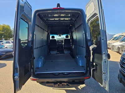 2026 Mercedes-Benz Sprinter Cargo 2500 Standard Roof I4 Diesel HO 144 AWD