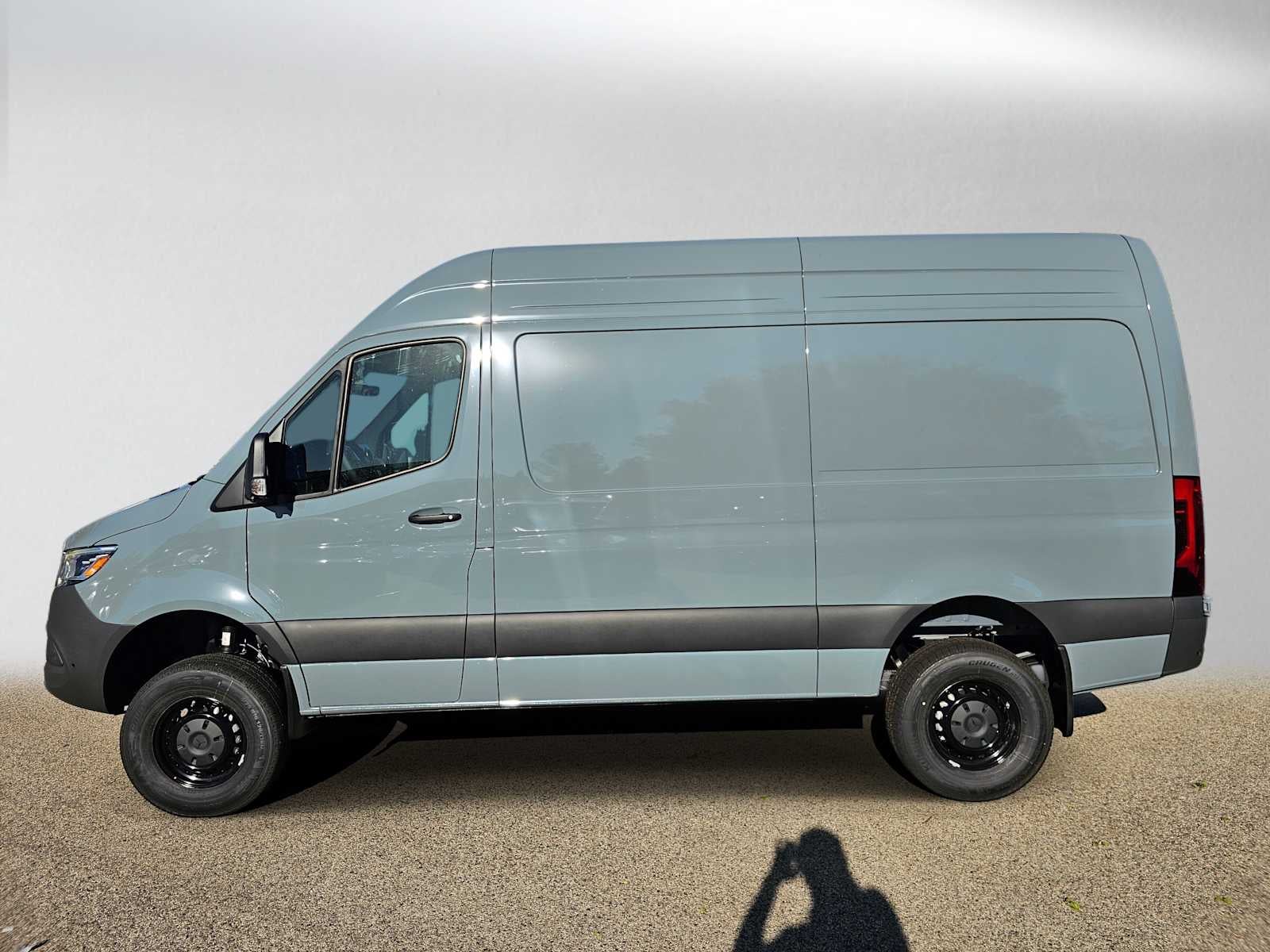 2026 Mercedes-Benz Sprinter Cargo 2500 Standard Roof I4 Diesel HO 144 AWD
