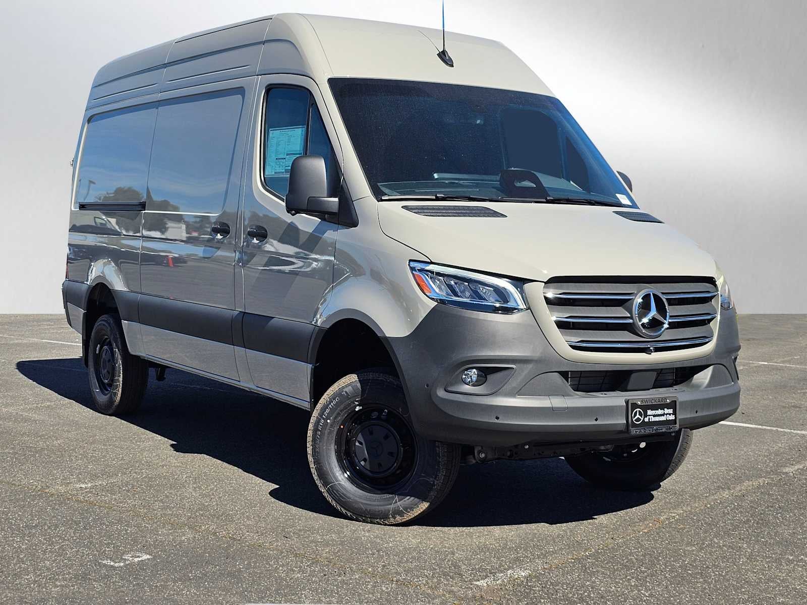 2026 Mercedes-Benz Sprinter 2500 Standard Roof I4 Diesel HO 144" AWD