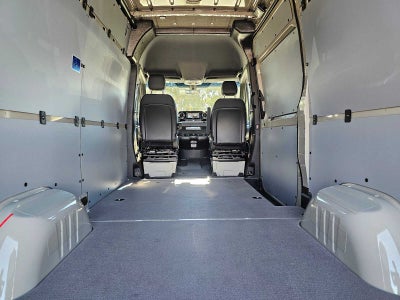 2026 Mercedes-Benz Sprinter 2500 Standard Roof I4 Diesel HO 144" AWD