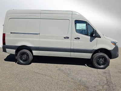 2026 Mercedes-Benz Sprinter 2500 Standard Roof I4 Diesel HO 144 AWD