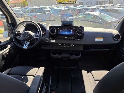 2026 Mercedes-Benz Sprinter 2500 Standard Roof I4 Diesel HO 144 AWD