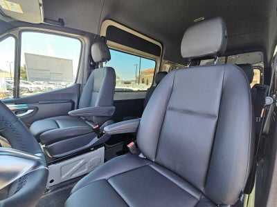 2026 Mercedes-Benz Sprinter 2500 Standard Roof I4 Diesel HO 144 AWD
