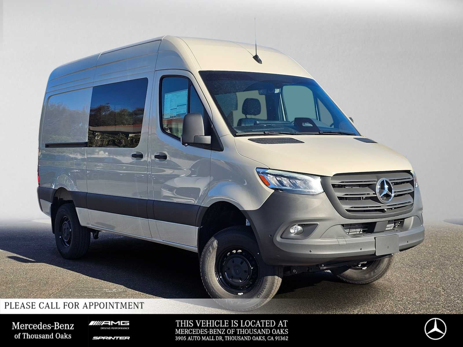 2026 Mercedes-Benz Sprinter Crew 2500 Standard Roof I4 Diesel HO 144 AWD