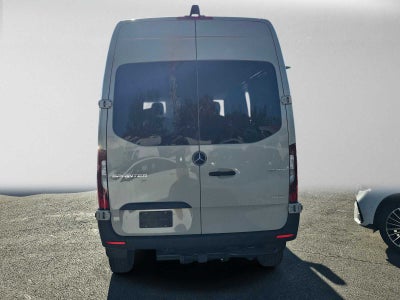 2026 Mercedes-Benz Sprinter Crew 2500 Standard Roof I4 Diesel HO 144 AWD