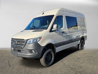 2026 Mercedes-Benz Sprinter Crew 2500 Standard Roof I4 Diesel HO 144 AWD