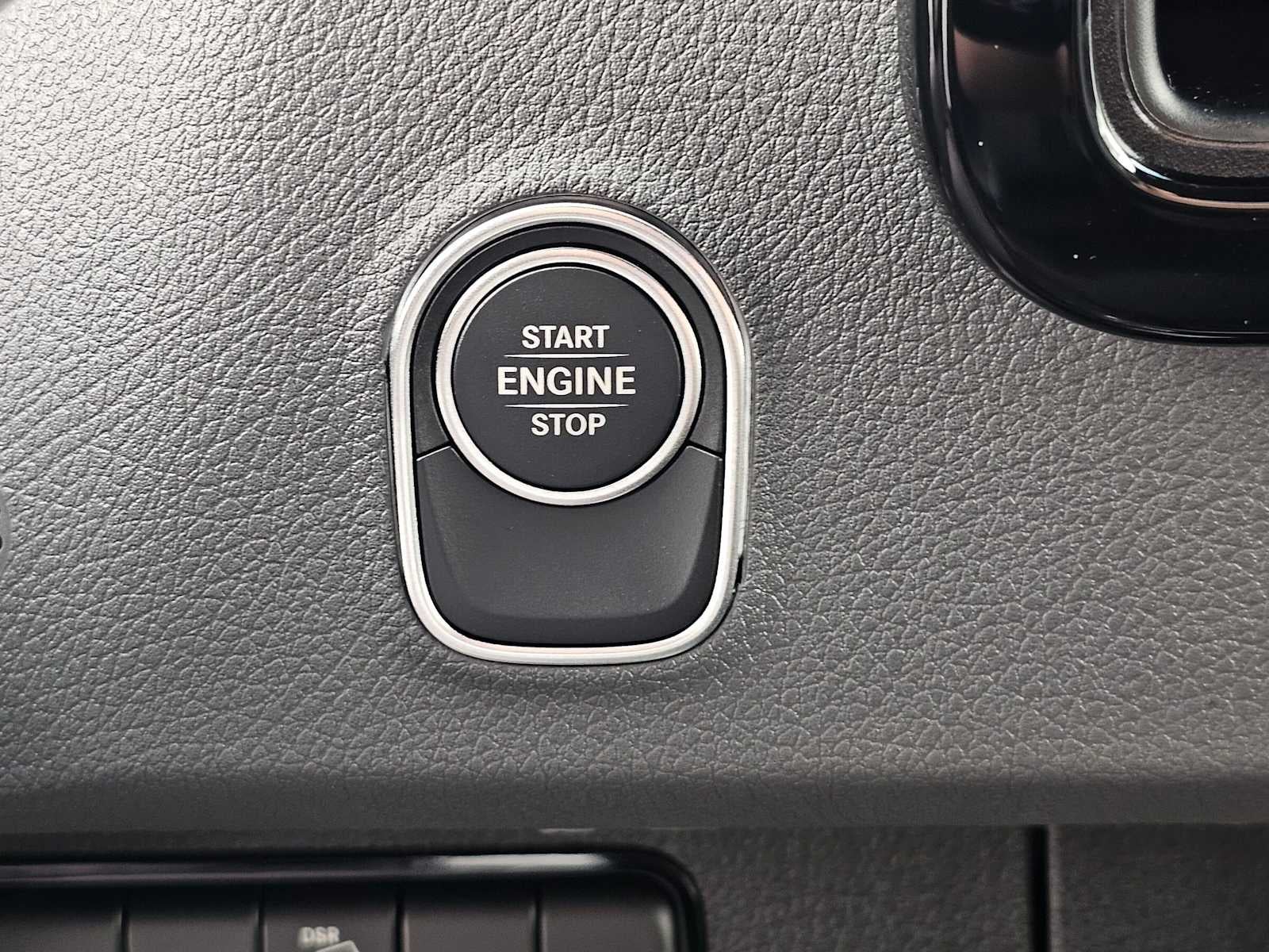 2026 Mercedes-Benz Sprinter Crew 2500 Standard Roof I4 Diesel HO 144 AWD
