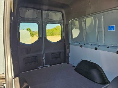2026 Mercedes-Benz Sprinter Crew 2500 Standard Roof I4 Diesel HO 144 AWD