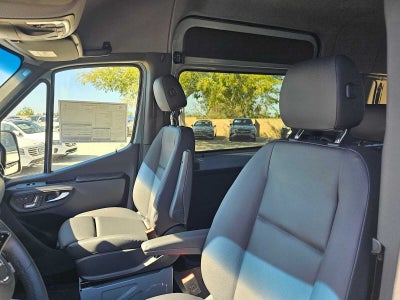 2026 Mercedes-Benz Sprinter Crew 2500 Standard Roof I4 Diesel HO 144 AWD