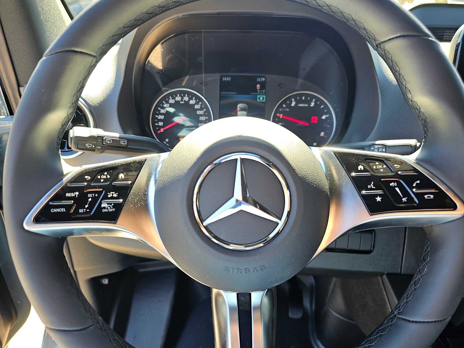 2026 Mercedes-Benz Sprinter Crew 2500 Standard Roof I4 Diesel HO 144 AWD