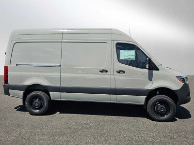 2026 Mercedes-Benz Sprinter 2500 Standard Roof I4 Diesel HO 144 AWD