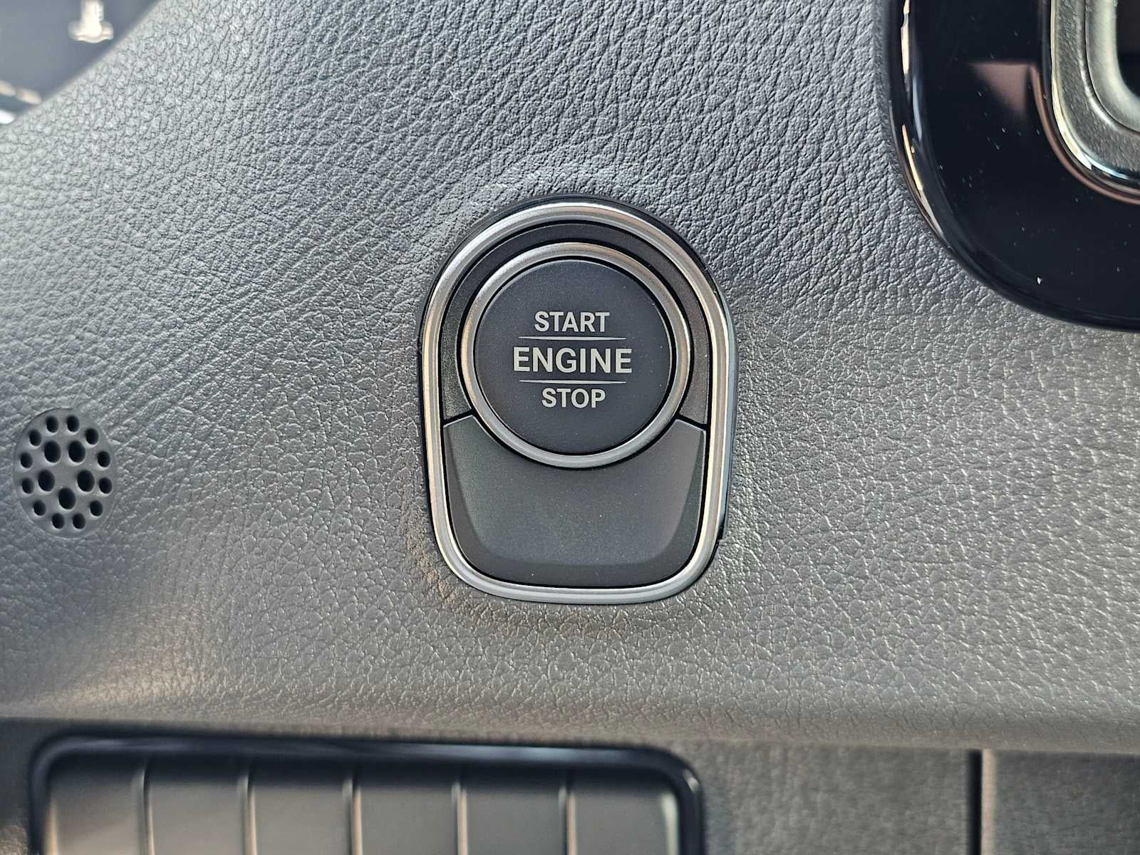 2026 Mercedes-Benz Sprinter 2500 Standard Roof I4 Diesel HO 144 AWD