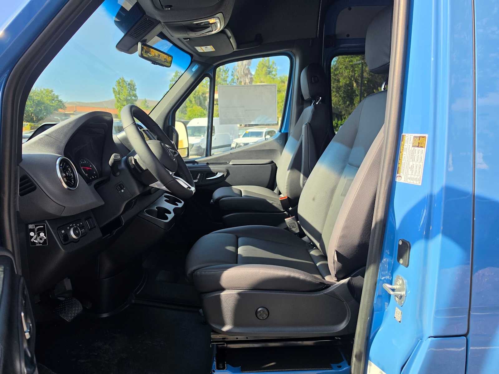 2026 Mercedes-Benz Sprinter Cargo 2500 Standard Roof I4 Diesel HO 144 AWD