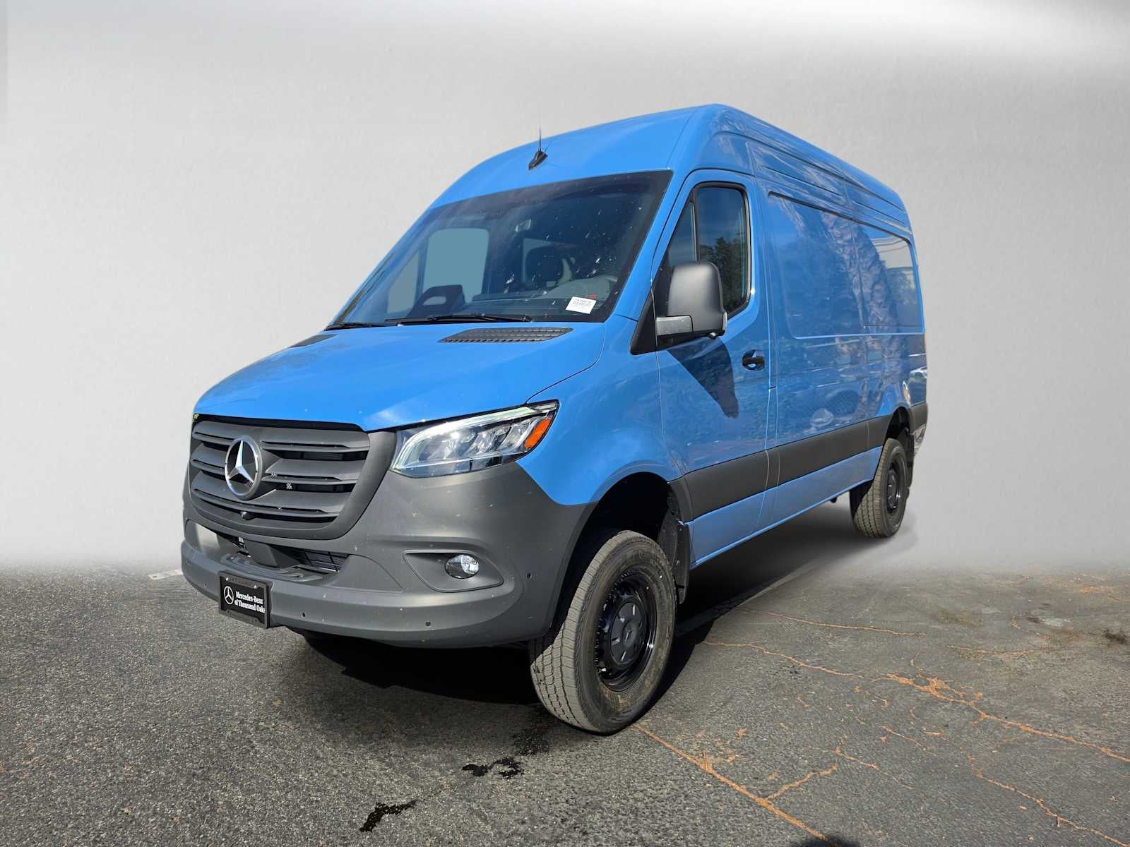 2026 Mercedes-Benz Sprinter Cargo 2500 Standard Roof I4 Diesel HO 144 AWD