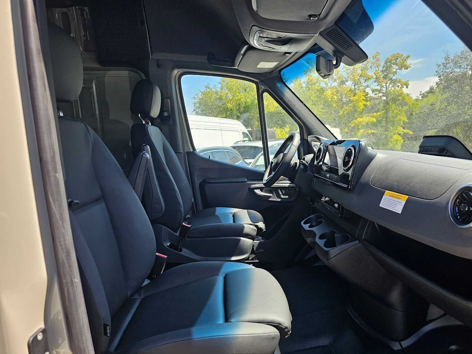 2026 Mercedes-Benz Sprinter Cargo 2500 Standard Roof I4 Diesel HO 144 AWD