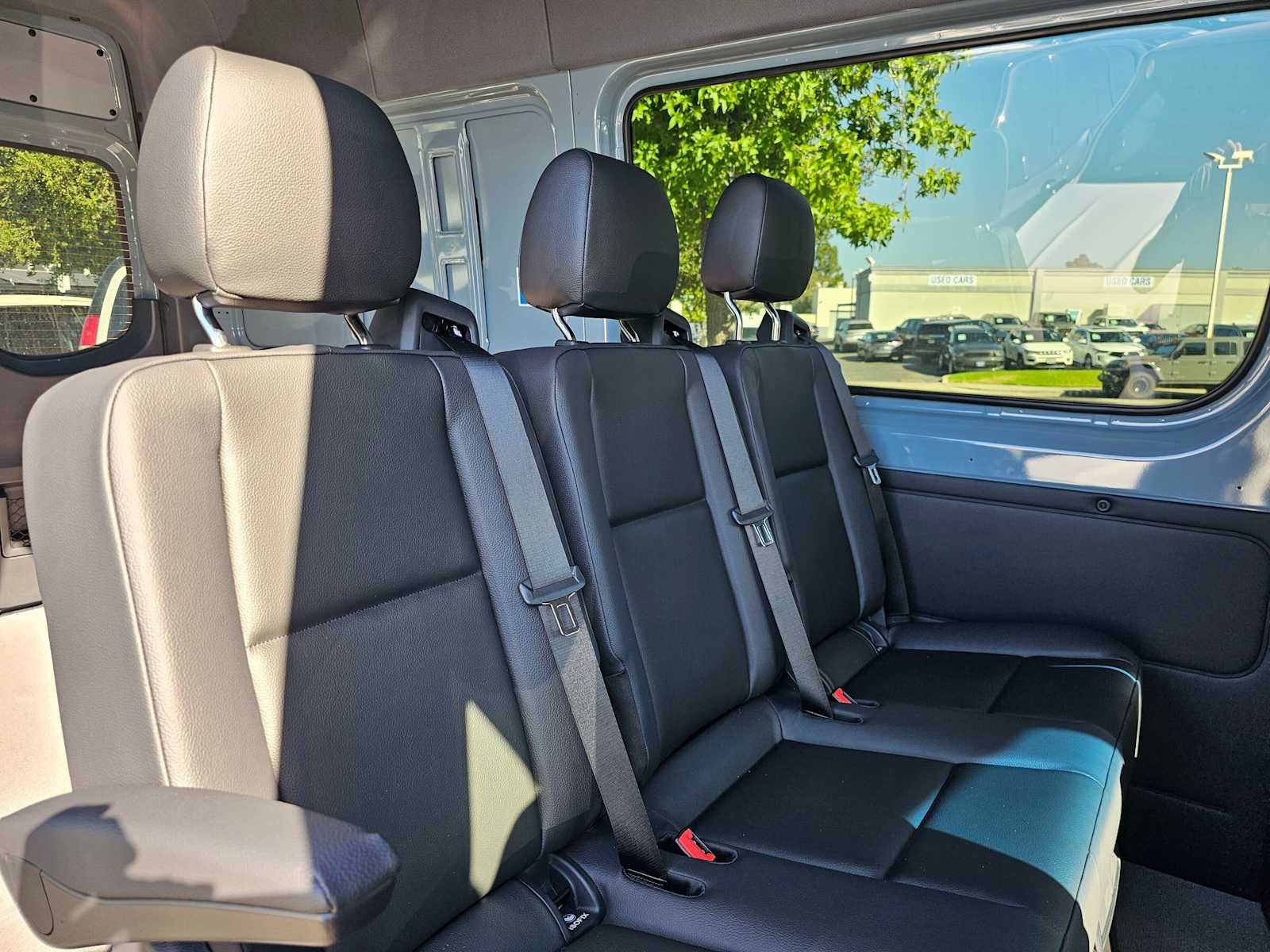 2026 Mercedes-Benz Sprinter 2500 Standard Roof I4 Diesel HO 144 AWD