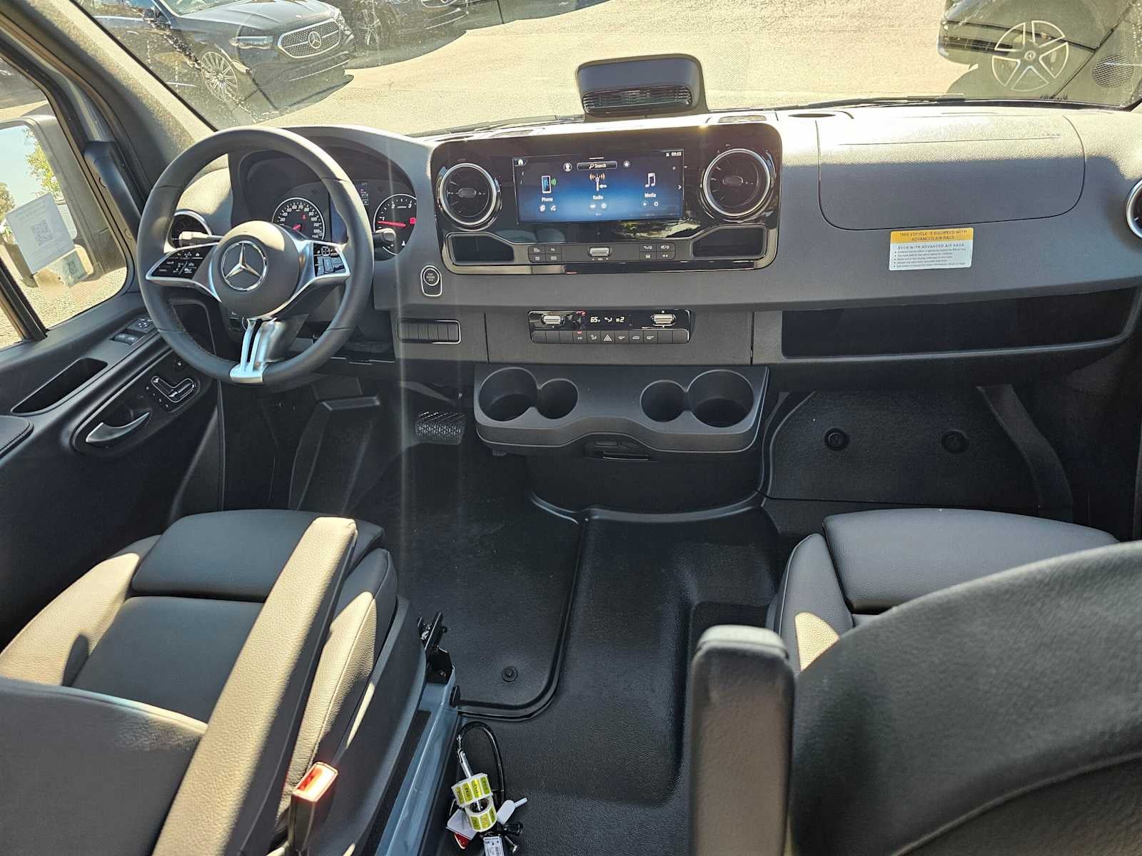 2026 Mercedes-Benz Sprinter Cargo 2500 Standard Roof I4 Diesel HO 144 AWD
