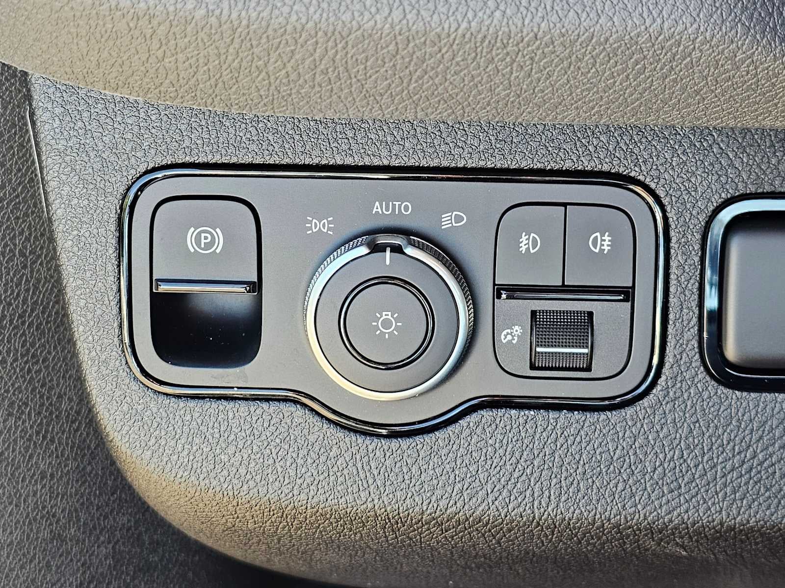 2026 Mercedes-Benz Sprinter Cargo 2500 Standard Roof I4 Diesel HO 144 AWD
