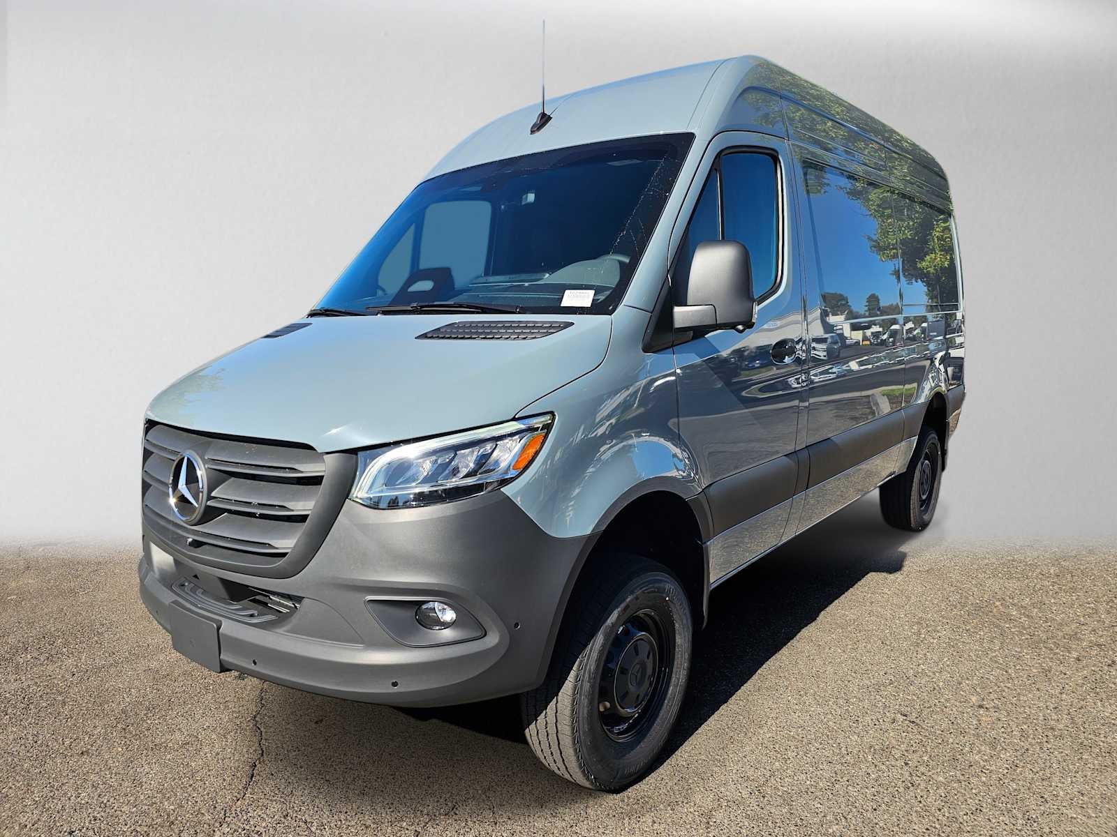 2026 Mercedes-Benz Sprinter Cargo 2500 Standard Roof I4 Diesel HO 144 AWD