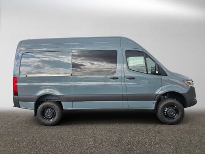 2026 Mercedes-Benz Sprinter Crew 2500 Standard Roof I4 Diesel HO 144 AWD