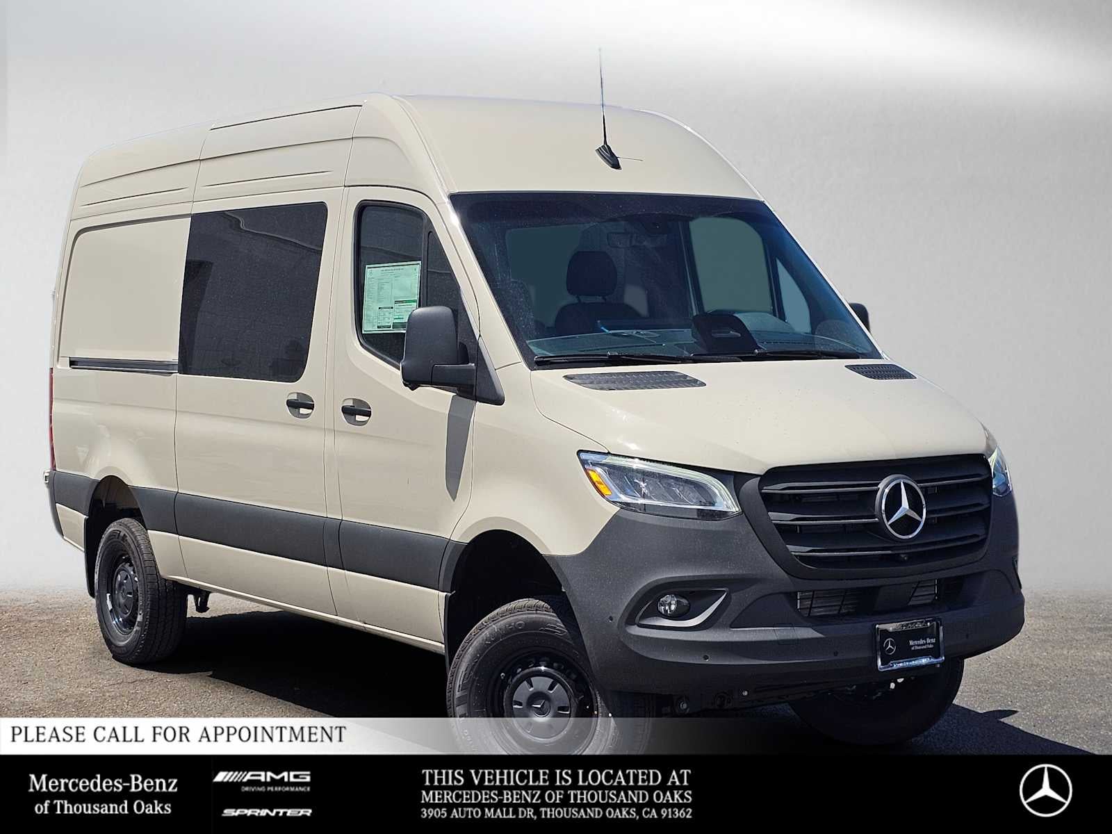 2026 Mercedes-Benz Sprinter Crew 2500 Standard Roof I4 Diesel HO 144 AWD